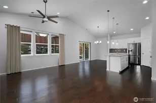 945 Alpine View Dr, Mount Vernon, WA 98273 - Photo 17