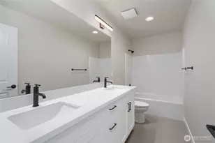 2414 SW Ridgeway Dr, Oak Harbor, WA 98277 - Photo 7