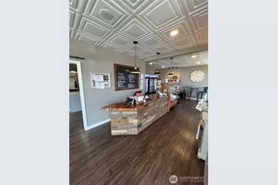 711 Vandercook Way #102, Longview, WA 98632 - Photo 3