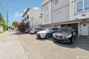 5624 Roosevelt Way NE, Seattle, WA 98105 - Photo 19