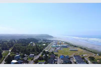 100 N 1st Street, Pacific Beach, WA 98571 - Photo 31