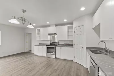 7023 16th Avenue SW, Seattle, WA 98106 - Photo 7