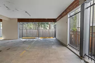 1125 N 93rd St, Seattle, WA 98103 - Photo 29