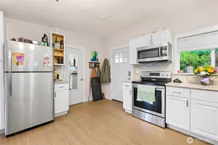 8153 Harborview Rd, Birch Bay, WA 98230 - Photo 9