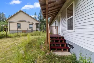 8363 Holly Ln, Maple Falls, WA 98266 - Photo 21