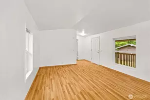 8363 Holly Ln, Maple Falls, WA 98266 - Photo 15