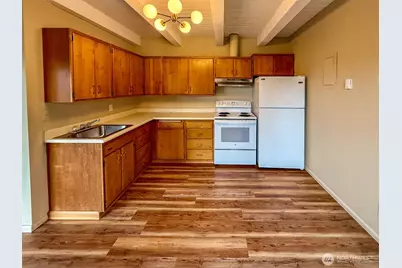 2222 Gilman Drive W, Seattle, WA 98119 - Photo 11