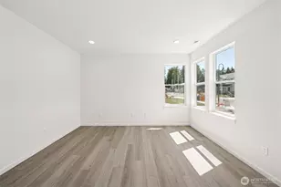 918 Lucas Ave, Buckley, WA 98321 - Photo 9