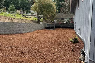 7550 NE Varsity Ln, Bremerton, WA 98311 - Photo 39