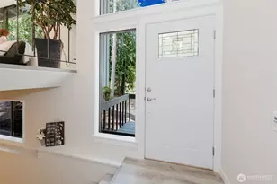 7550 NE Varsity Ln, Bremerton, WA 98311 - Photo 3