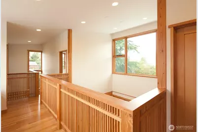 5707 NE 56th Street, Seattle, WA 98105 - Photo 15
