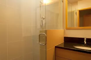 5707 NE 56th St, Seattle, WA 98105 - Photo 9