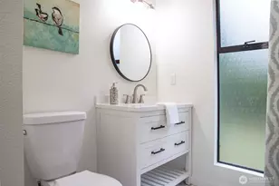 10761 Bill Point Crest NE, Bainbridge Island, WA 98110 - Photo 15