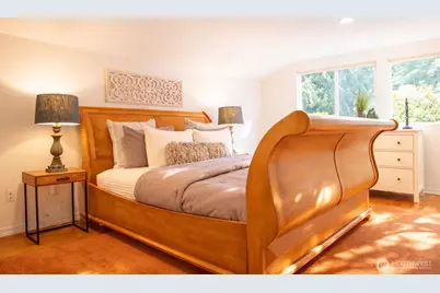 10761 Bill Point Crest NE, Bainbridge Island, WA 98110 - Photo 25