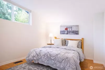 10761 Bill Point Crest NE, Bainbridge Island, WA 98110 - Photo 27