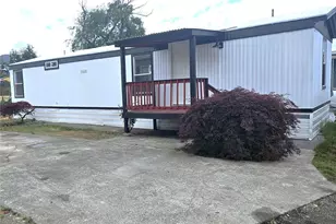 10302 Lakeview Ave SW, Lakewood, WA 98499 - Photo 5