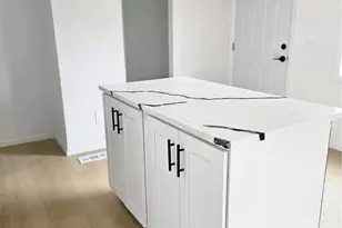 10302 Lakeview Ave SW, Lakewood, WA 98499 - Photo 9