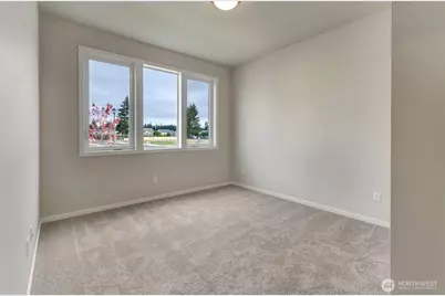 18304 37th Avenue E, Tacoma, WA 98446 - Photo 5
