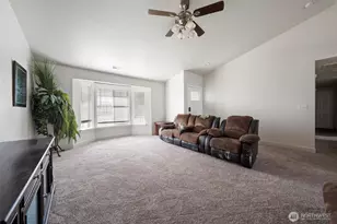 620 N Larkspur, Othello, WA 99344 - Photo 13