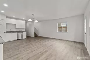 7023 16th Ave SW, Seattle, WA 98106 - Photo 5