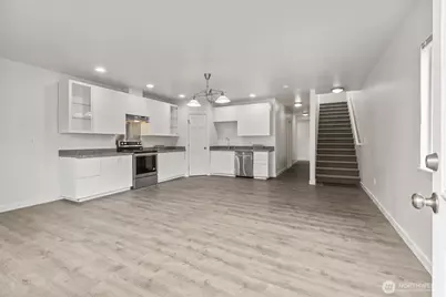 7023 16th Avenue SW, Seattle, WA 98106 - Photo 5