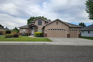 1240 Vintage Ave, Richland, WA 99352 - Photo 1
