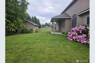 1240 Vintage Avenue, Richland, WA 99352 - Photo 7