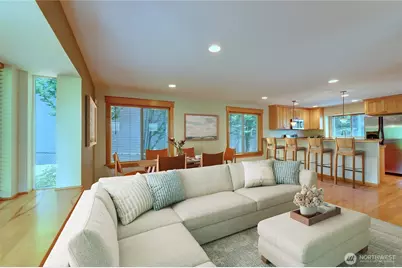 132 N 101st Street, Seattle, WA 98133 - Photo 11