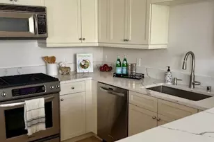 10047 Main St, Bellevue, WA 98004 - Photo 19