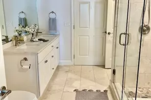 10047 Main St, Bellevue, WA 98004 - Photo 23