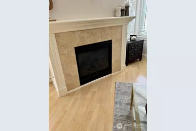 10047 Main Street #319, Bellevue, WA 98004 - Photo 9