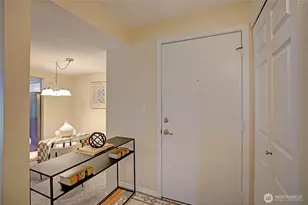 4641 W Lake Sammamish Pkwy SE, Issaquah, WA 98027 - Photo 5