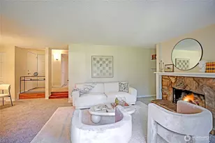 4641 W Lake Sammamish Pkwy SE, Issaquah, WA 98027 - Photo 7