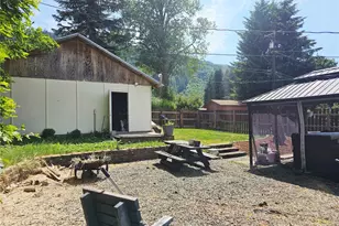 591 Division Ave, Morton, WA 98356 - Photo 9