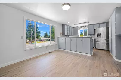 3204 D Avenue, Anacortes, WA 98221 - Photo 7