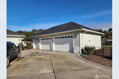 2567 Lewis River Road, Woodland, WA 98674 - Photo 13