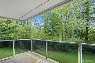 15734 NE 70th Ct, Redmond, WA 98052 - Photo 9