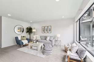 19414 Aurora Ave N, Shoreline, WA 98133 - Photo 5