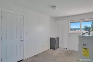 2001 Heckard Rd, Raymond, WA 98577 - Photo 17