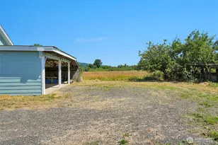 2001 Heckard Rd, Raymond, WA 98577 - Photo 9