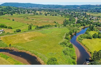 2001 Heckard Road, Raymond, WA 98577 - Photo 13