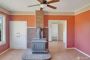 2001 Heckard Rd, Raymond, WA 98577 - Photo 23