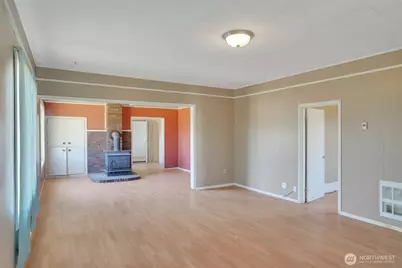 2001 Heckard Road, Raymond, WA 98577 - Photo 25