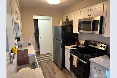 2232 NW 58th Street, Seattle, WA 98107 - Photo 9