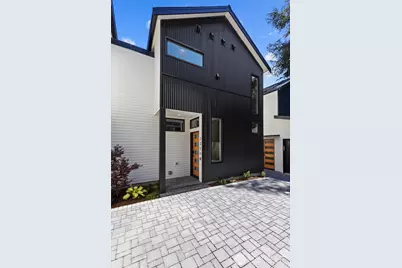 2311 N 135th Street #B, Seattle, WA 98133 - Photo 1