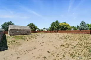 136 Blalock Dr, Walla Walla, WA 99362 - Photo 1