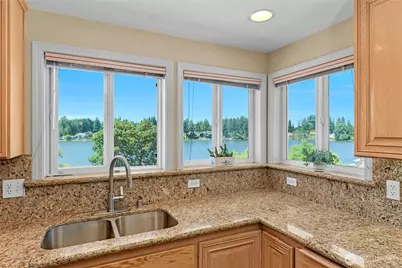 3607 Walthew Drive SE, Lacey, WA 98503 - Photo 7