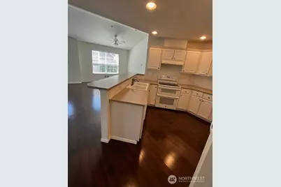 1856 Spencer Court, DuPont, WA 98327 - Photo 5