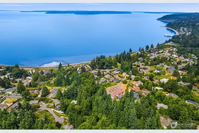 8036 Cyrus Place, Edmonds, WA 98026 - Photo 7