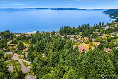 8036 Cyrus Place, Edmonds, WA 98026 - Photo 5